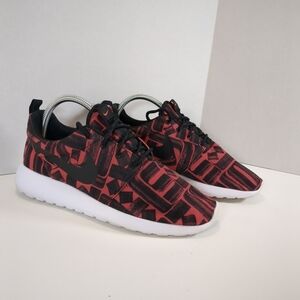 Nike women's Roshe One Print, red and black shoes, size 7.5